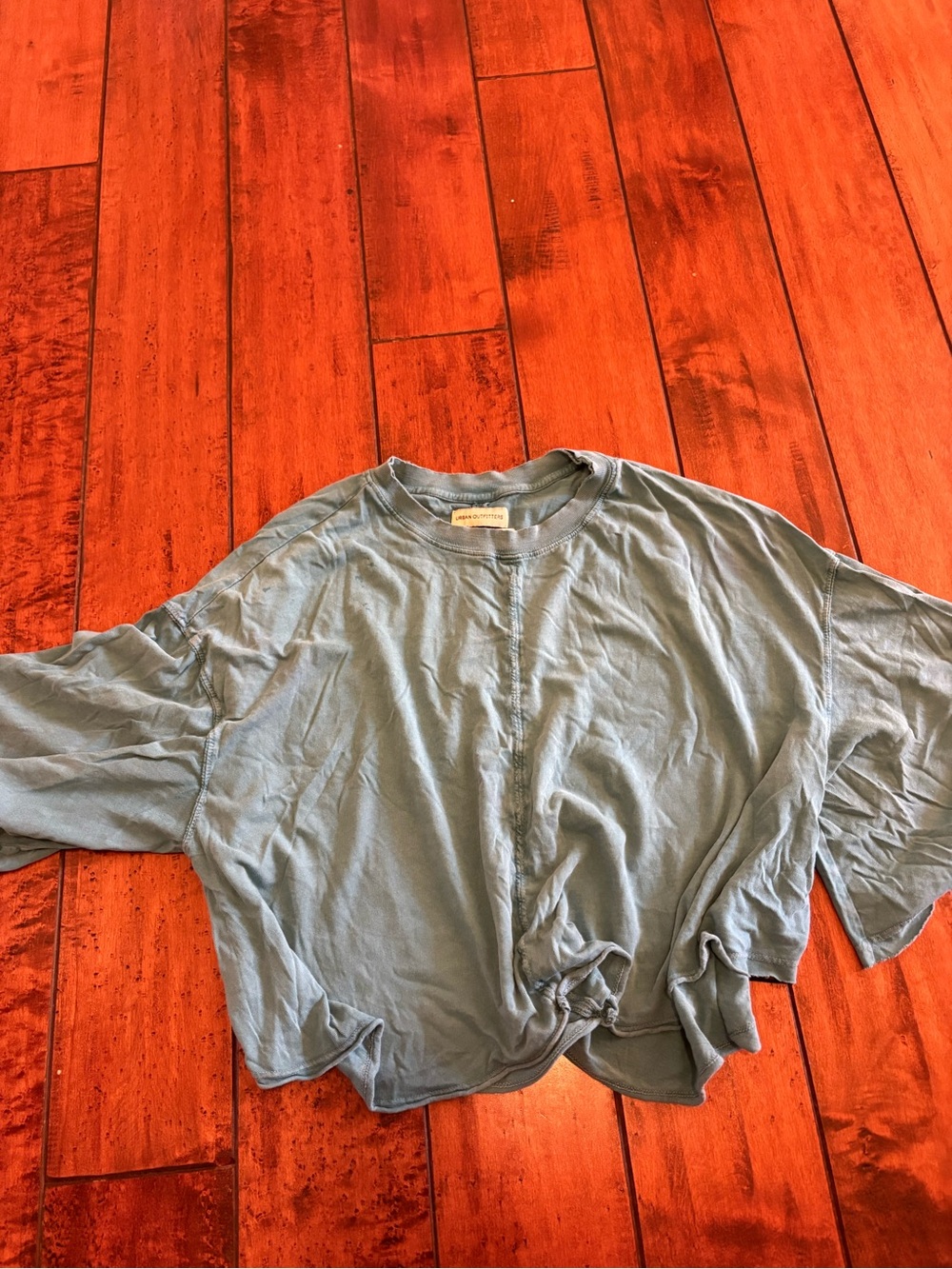 urban outfitters cropped distressed tee